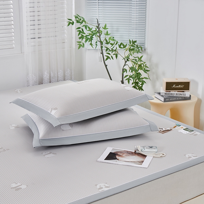 91家纺网 家纺一手货源 找家纺 小牛席业 2026新款熊猫格纹提花冰丝席席子凉席 香槟