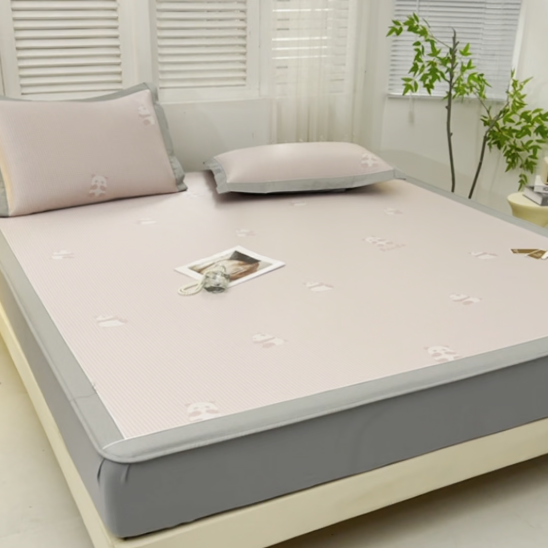 91家纺网 家纺一手货源 找家纺 小牛席业 2026新款熊猫格纹提花冰丝席席子凉席-床笠款 粉色