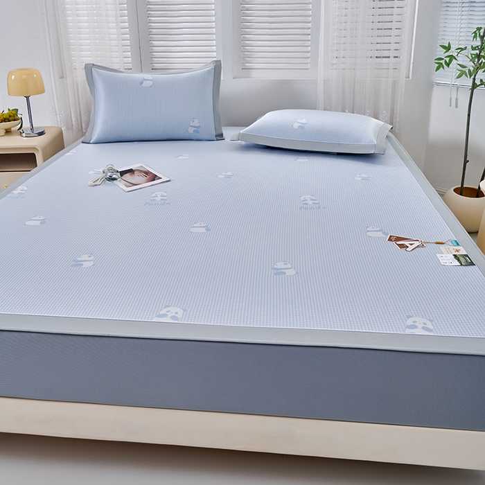 91家纺网 家纺一手货源 找家纺 小牛席业 2026新款熊猫格纹提花冰丝席席子凉席-床笠款 蓝色