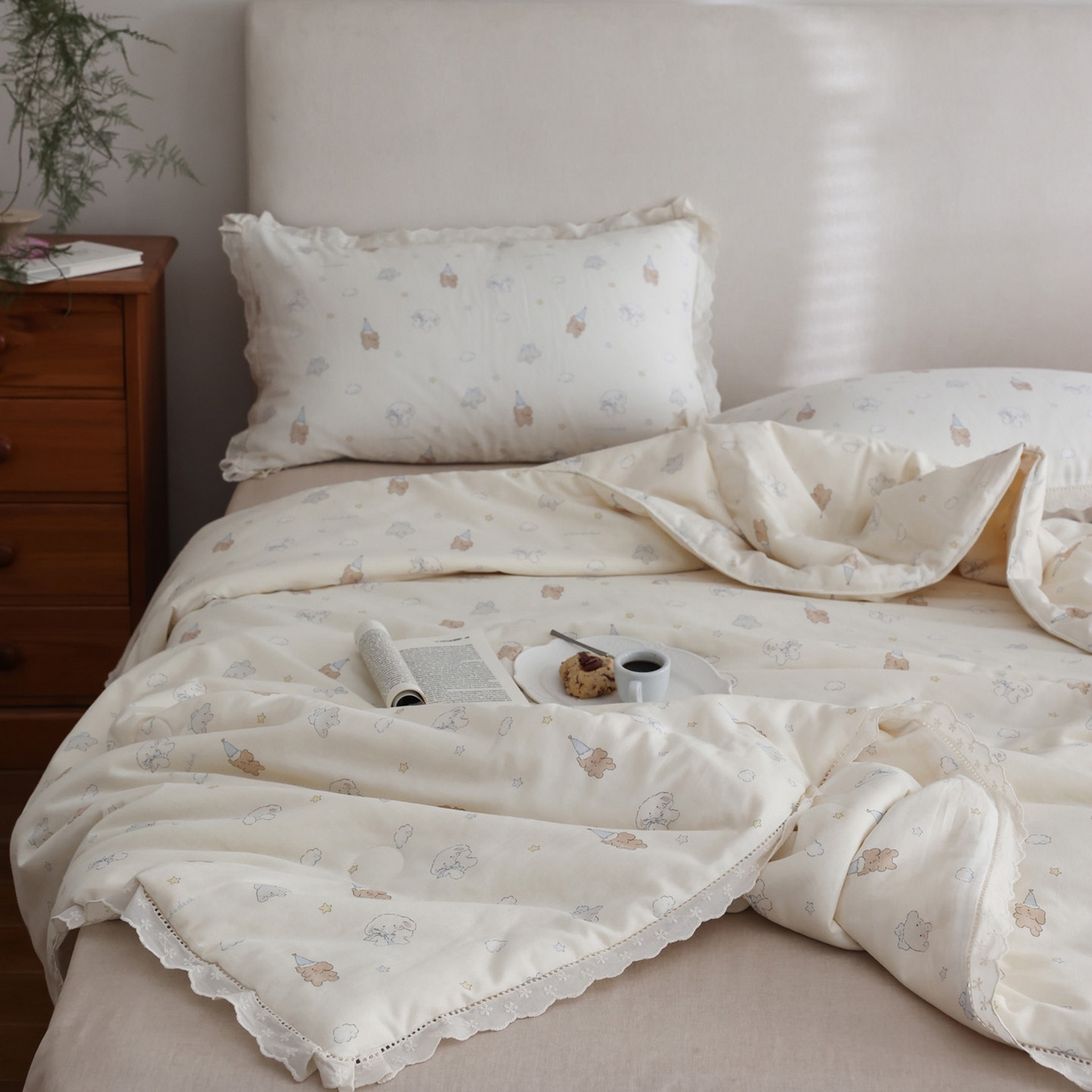 91家纺网 家纺一手货源 找家纺 万盛家纺 2026新款全棉双层纱花边印花夏被空调被夏凉被 小吉象