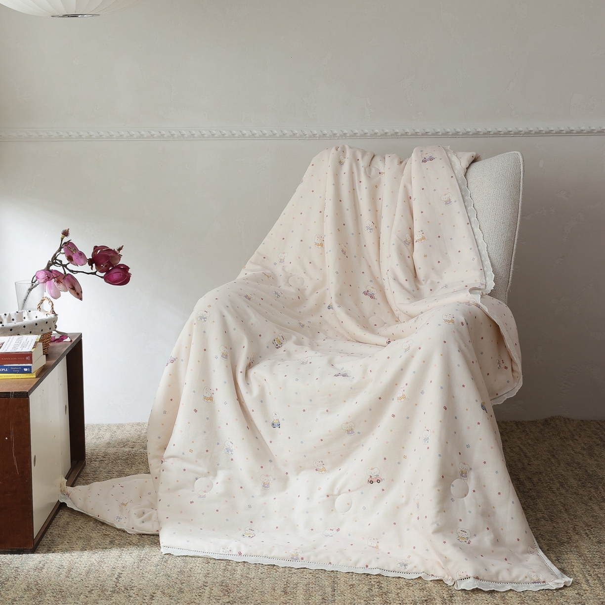 91家纺网 家纺一手货源 找家纺 万盛家纺 2026新款全棉双层纱花边印花夏被空调被夏凉被 俏皮小象