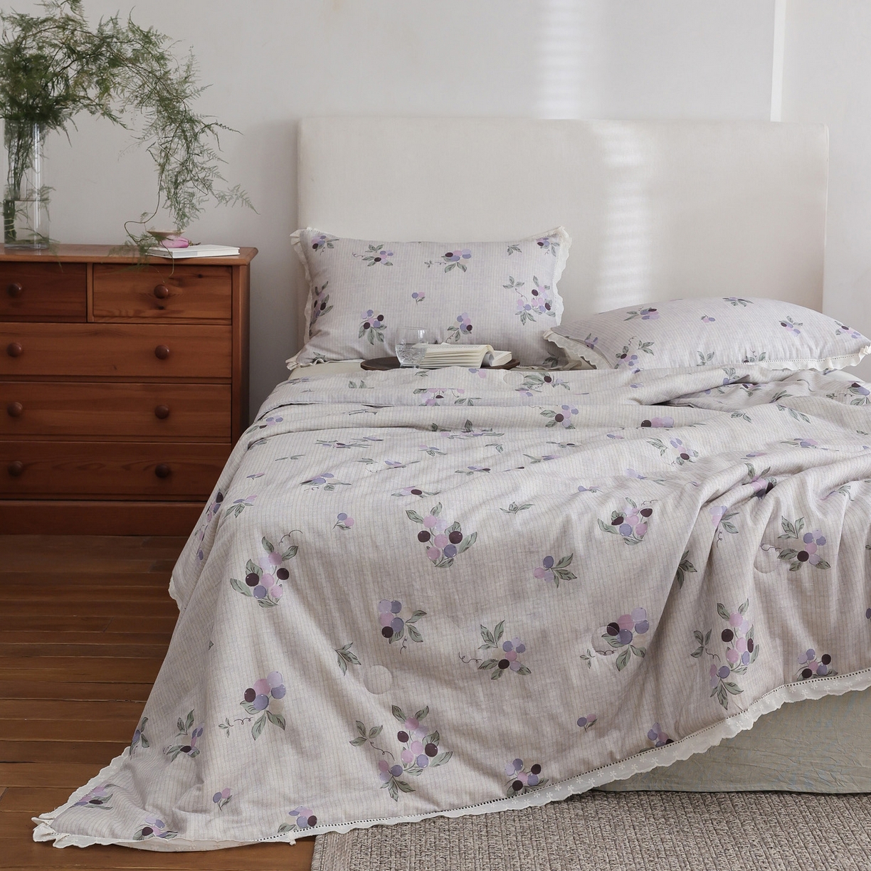 91家纺网 家纺一手货源 找家纺 万盛家纺 2026新款全棉双层纱花边印花夏被空调被夏凉被 铃兰