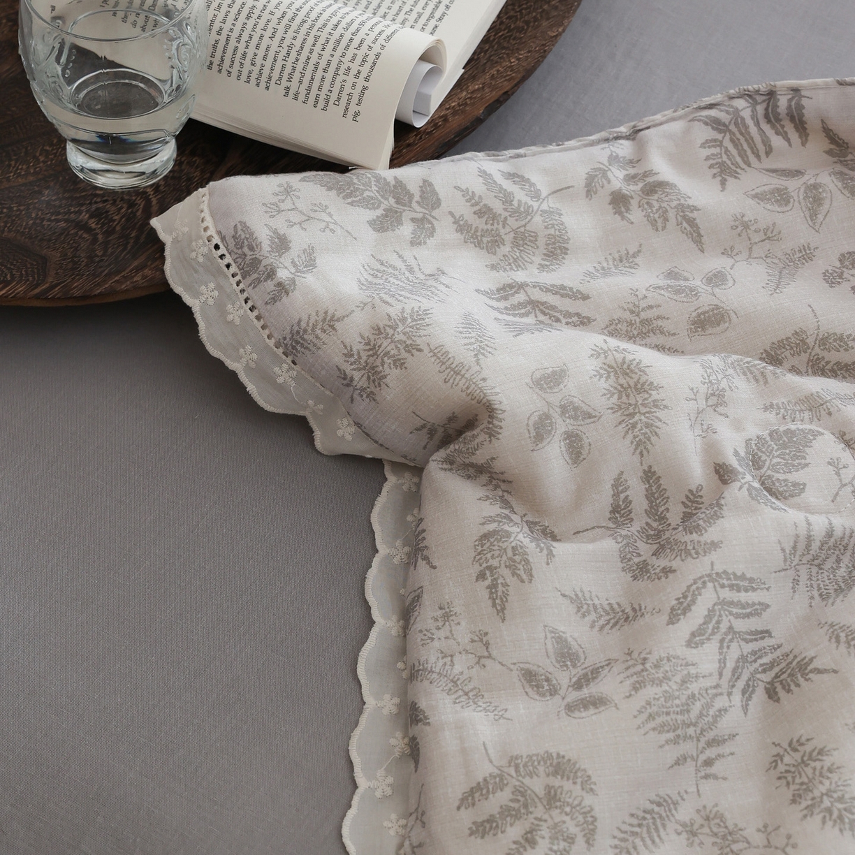 91家纺网 家纺一手货源 找家纺 万盛家纺 2026新款全棉双层纱花边印花夏被空调被夏凉被 莫里