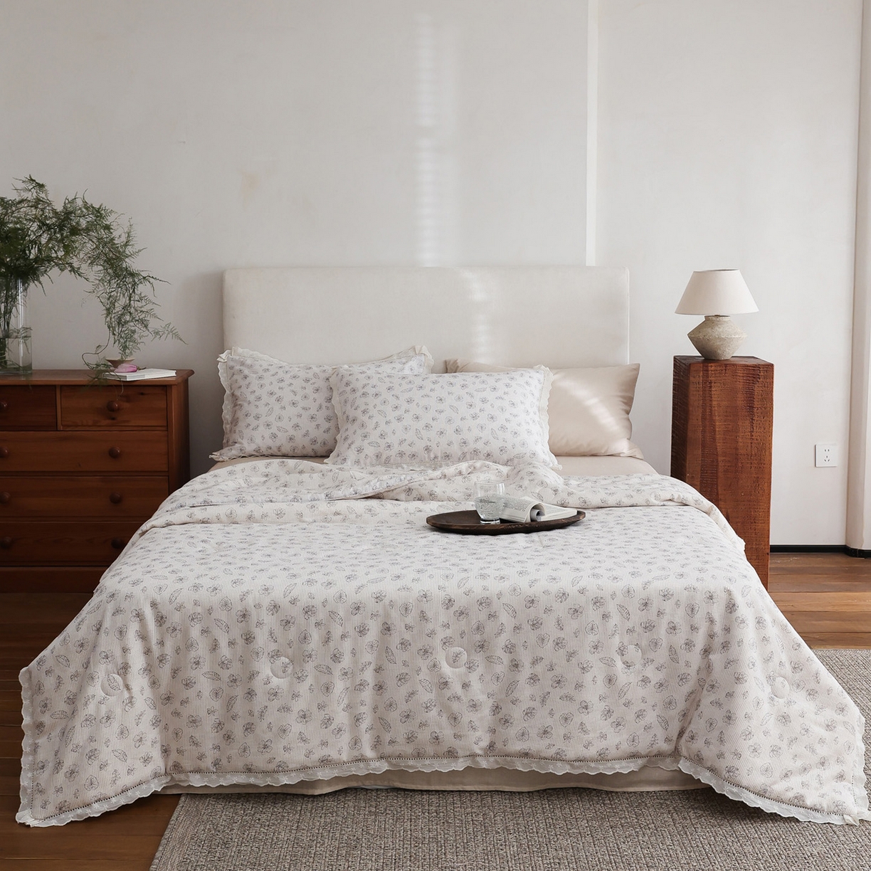 91家纺网 家纺一手货源 找家纺 万盛家纺 2026新款全棉双层纱花边印花夏被空调被夏凉被 素颜