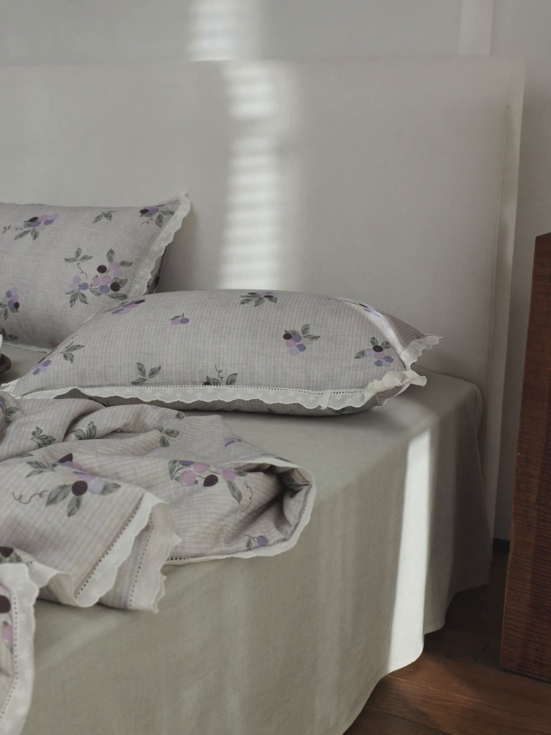 91家纺网 家纺一手货源 找家纺 万盛家纺 2026新款全棉双层纱花边印花夏被空调被夏凉被 铃兰