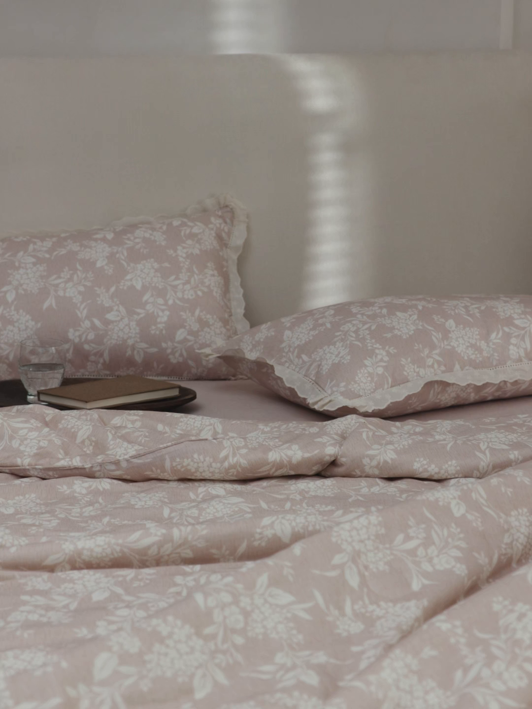 91家纺网 家纺一手货源 找家纺 万盛家纺 2026新款全棉双层纱花边印花夏被空调被夏凉被 简悦
