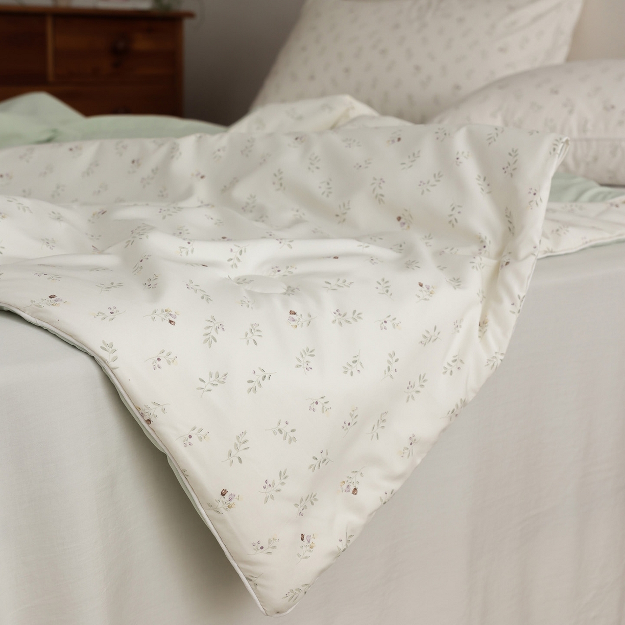 91家纺网 家纺一手货源 找家纺 万盛家纺 2026新款速干印花夏被空调被夏凉被 抹绿