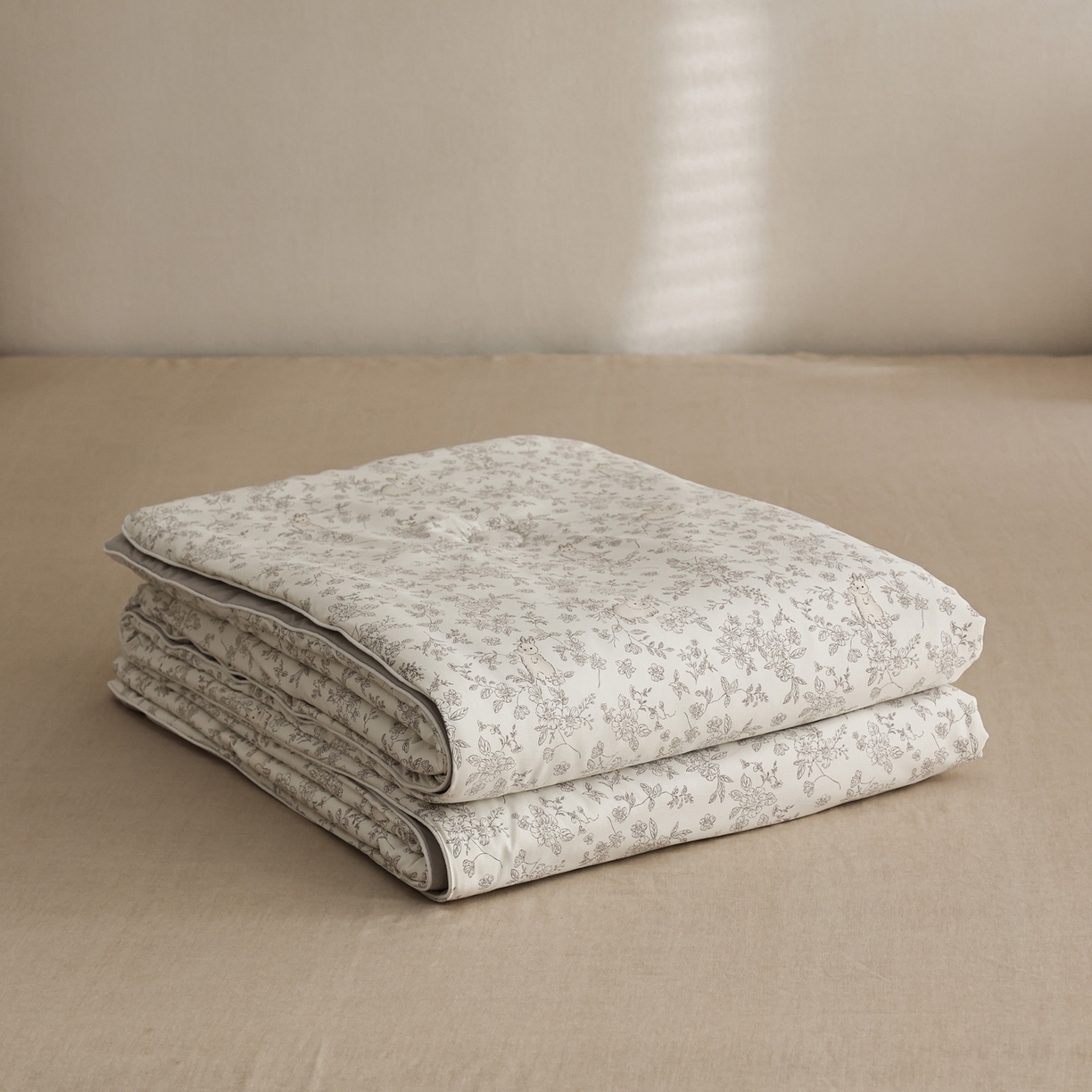 91家纺网 家纺一手货源 找家纺 万盛家纺 2026新款速干印花夏被空调被夏凉被 小兔乖乖