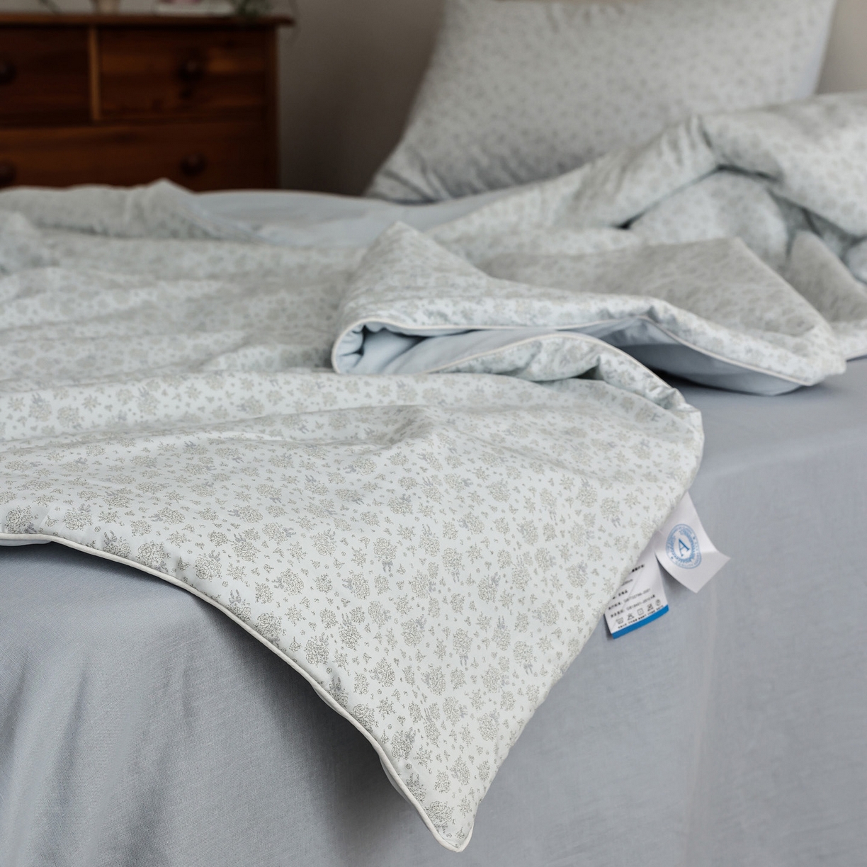 91家纺网 家纺一手货源 找家纺 万盛家纺 2026新款速干印花夏被空调被夏凉被 花汐