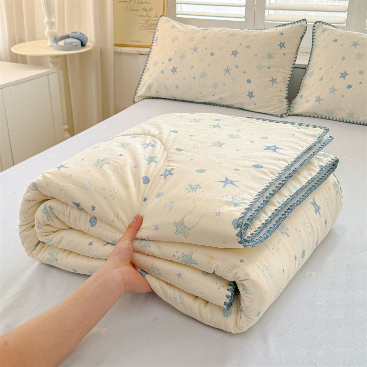 91家纺网 家纺一手货源 找家纺 犇牛仓储供应链 2026春夏新款全棉印花新疆棉花夏被夏凉被空调被 快乐海滩