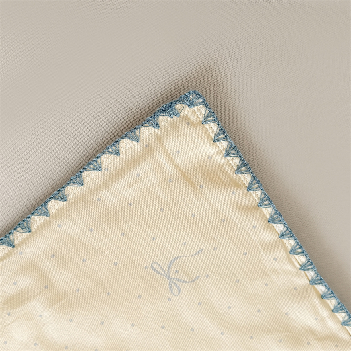 91家纺网 家纺一手货源 找家纺 犇牛仓储供应链 2026春夏新款全棉印花新疆棉花夏被夏凉被空调被 波点蝴蝶结