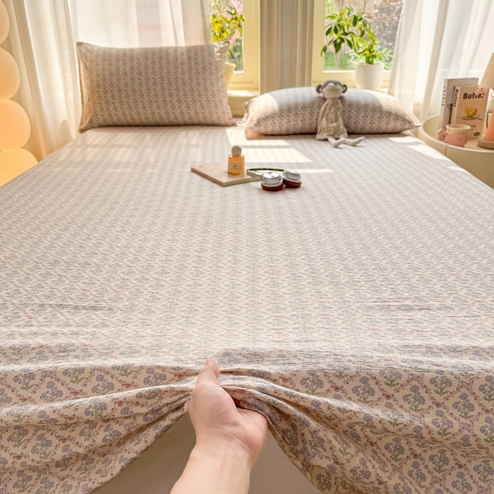 91家纺网 家纺一手货源 找家纺 丝芙妮家居 2026新款皱皱棉双层纱泡芙棉床单单床单 花清梦