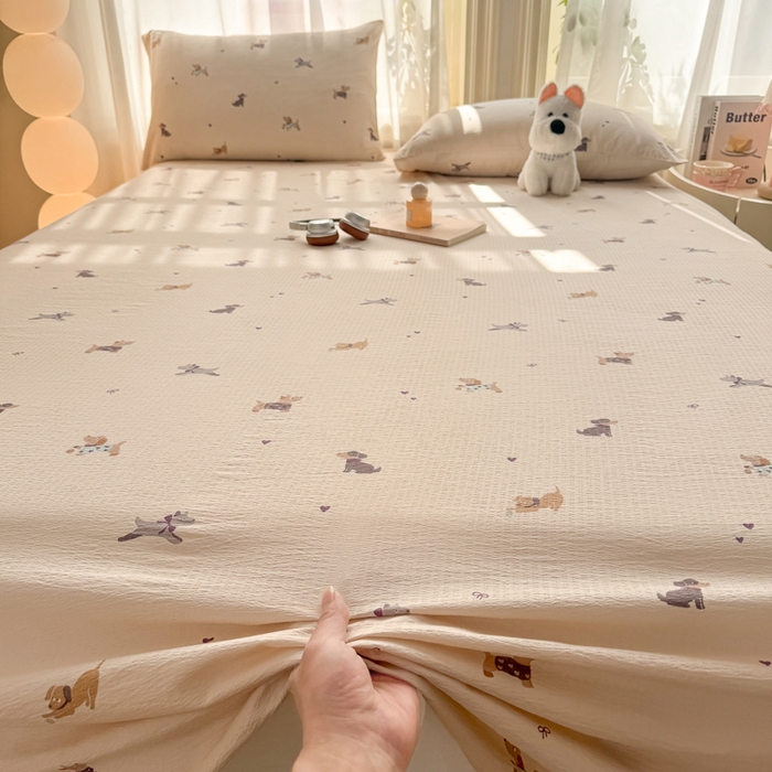 91家纺网 家纺一手货源 找家纺 丝芙妮家居 2026新款皱皱棉双层纱泡芙棉床单单床单 假日小狗