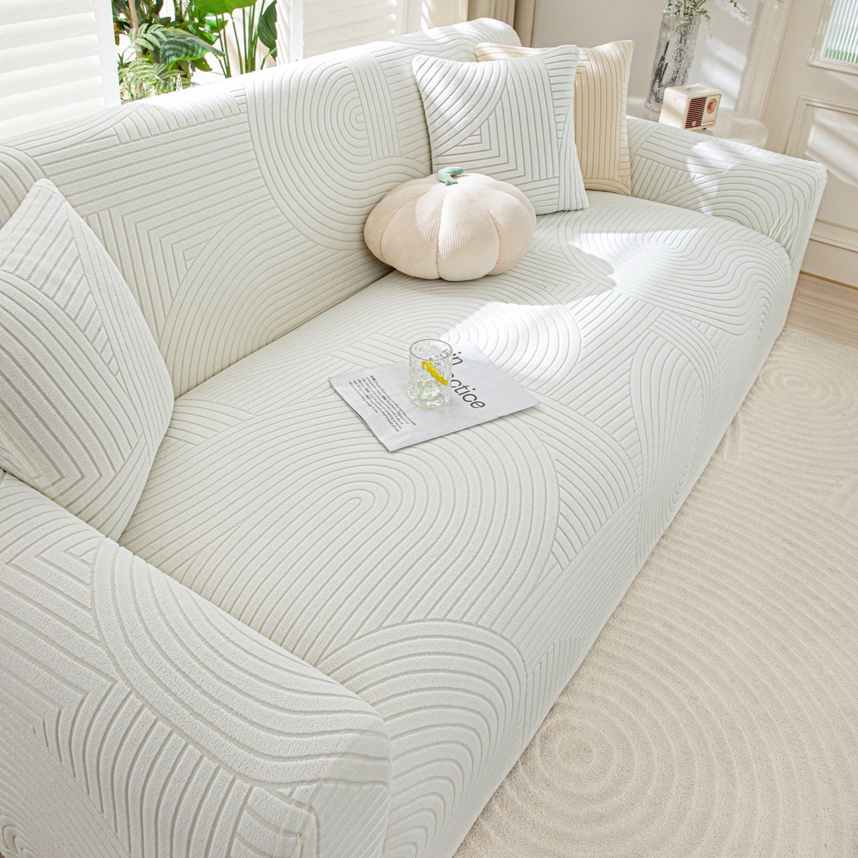 91家纺网 家纺一手货源 找家纺 沐沐家纺 2026新款外贸内销跨境电商瑞士卷沙发套 白色