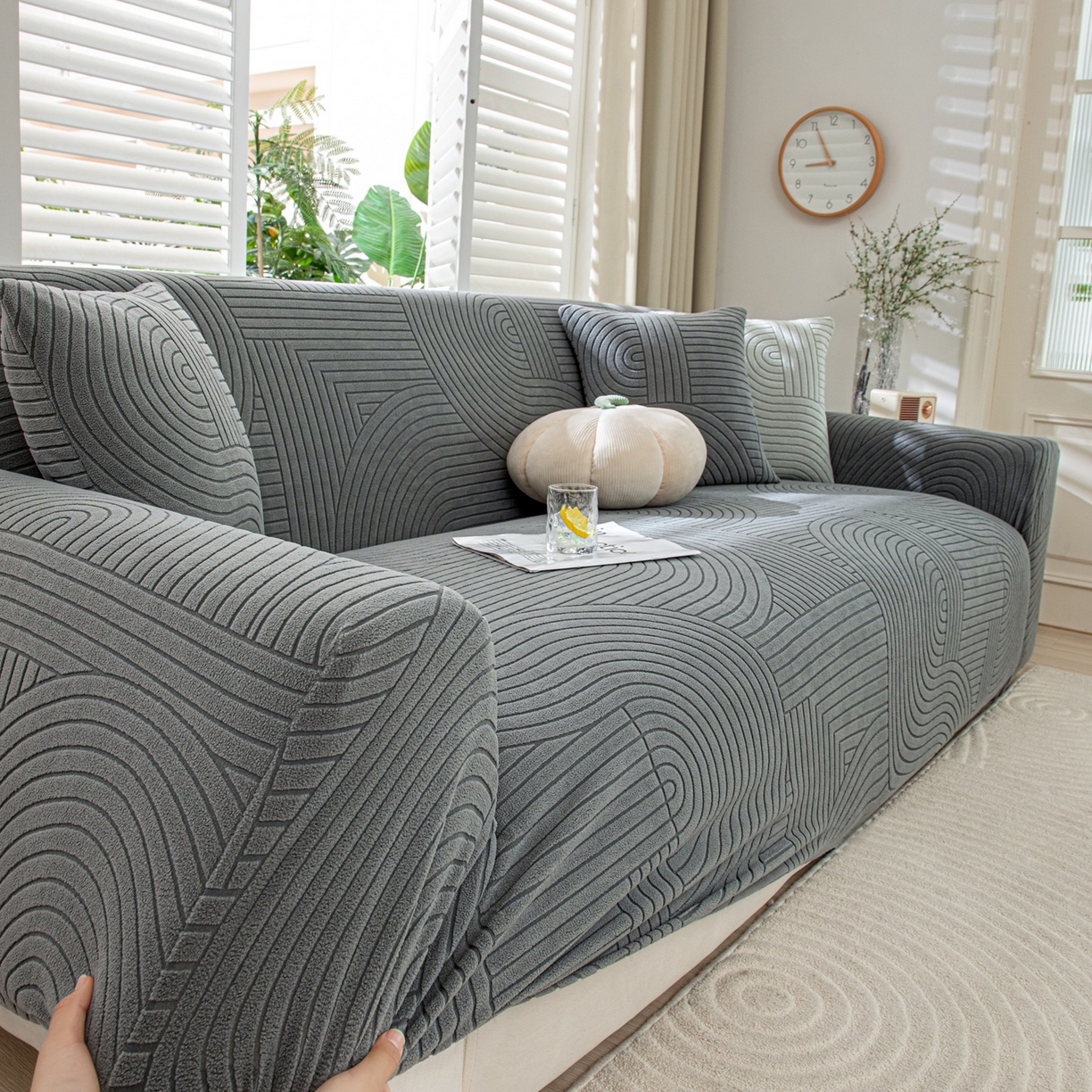 91家纺网 家纺一手货源 找家纺 沐沐家纺 2026新款外贸内销跨境电商瑞士卷沙发套 深灰