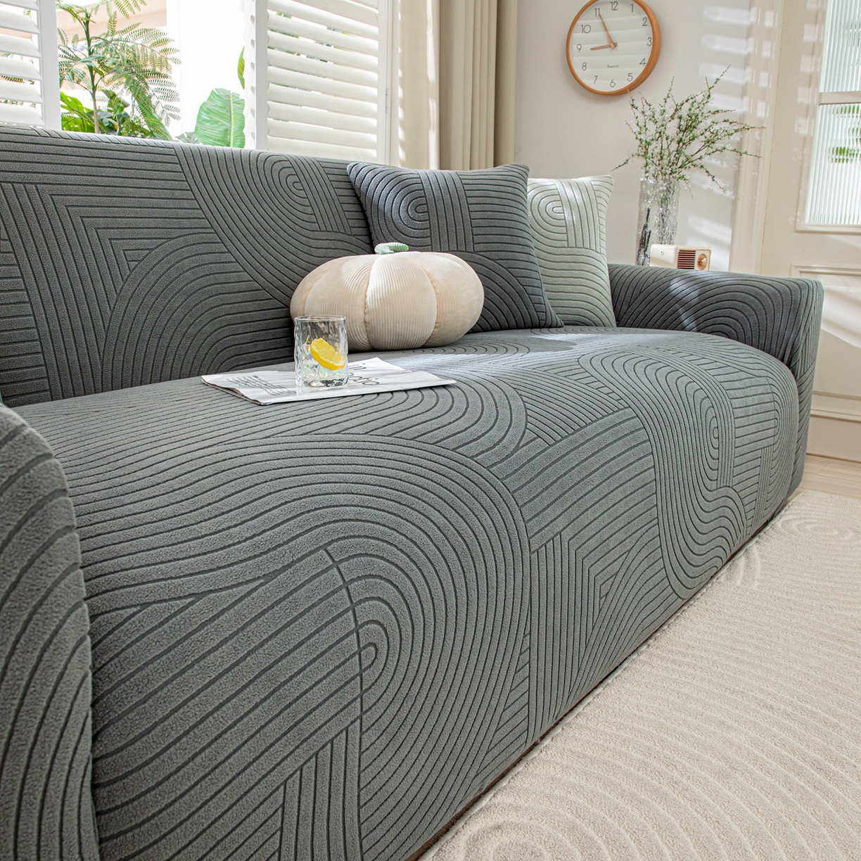 91家纺网 家纺一手货源 找家纺 沐沐家纺 2026新款外贸内销跨境电商瑞士卷沙发套 深灰