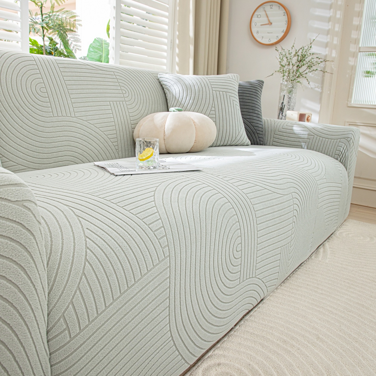 91家纺网 家纺一手货源 找家纺 沐沐家纺 2026新款外贸内销跨境电商瑞士卷沙发套 浅灰