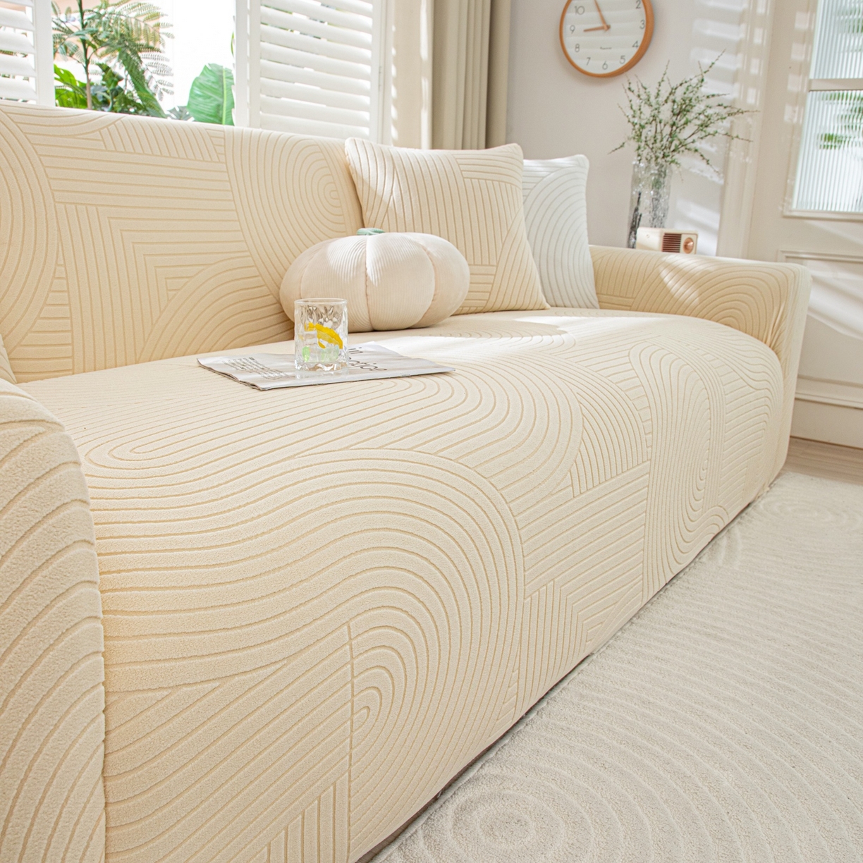 91家纺网 家纺一手货源 找家纺 沐沐家纺 2026新款外贸内销跨境电商瑞士卷沙发套 杏色