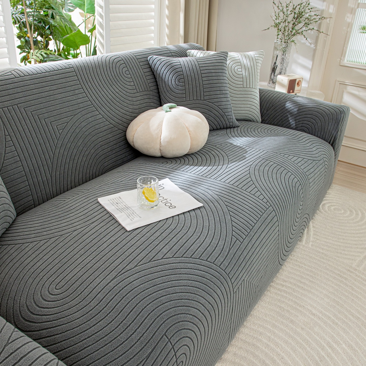 91家纺网 家纺一手货源 找家纺 沐沐家纺 2026新款外贸内销跨境电商瑞士卷沙发套 深灰