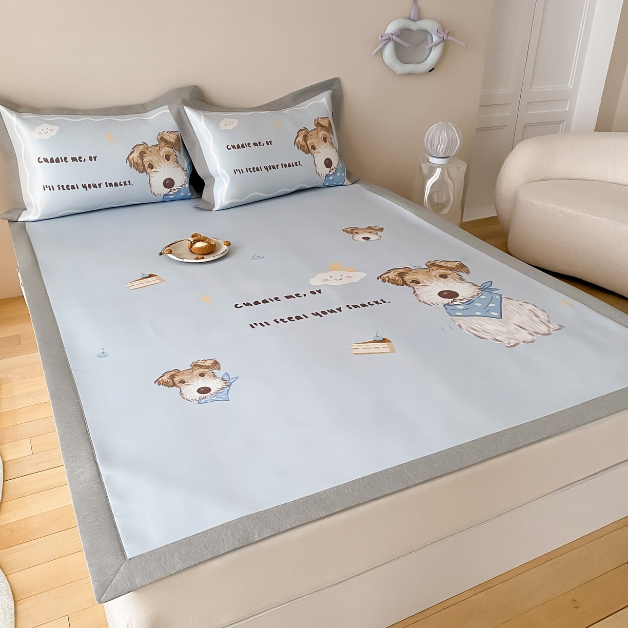 91家纺网 家纺一手货源 找家纺 三味舒屋 2026新款软萌时光系列卡通A类抗菌防螨凉感印花冰丝凉席 蓝领杰克