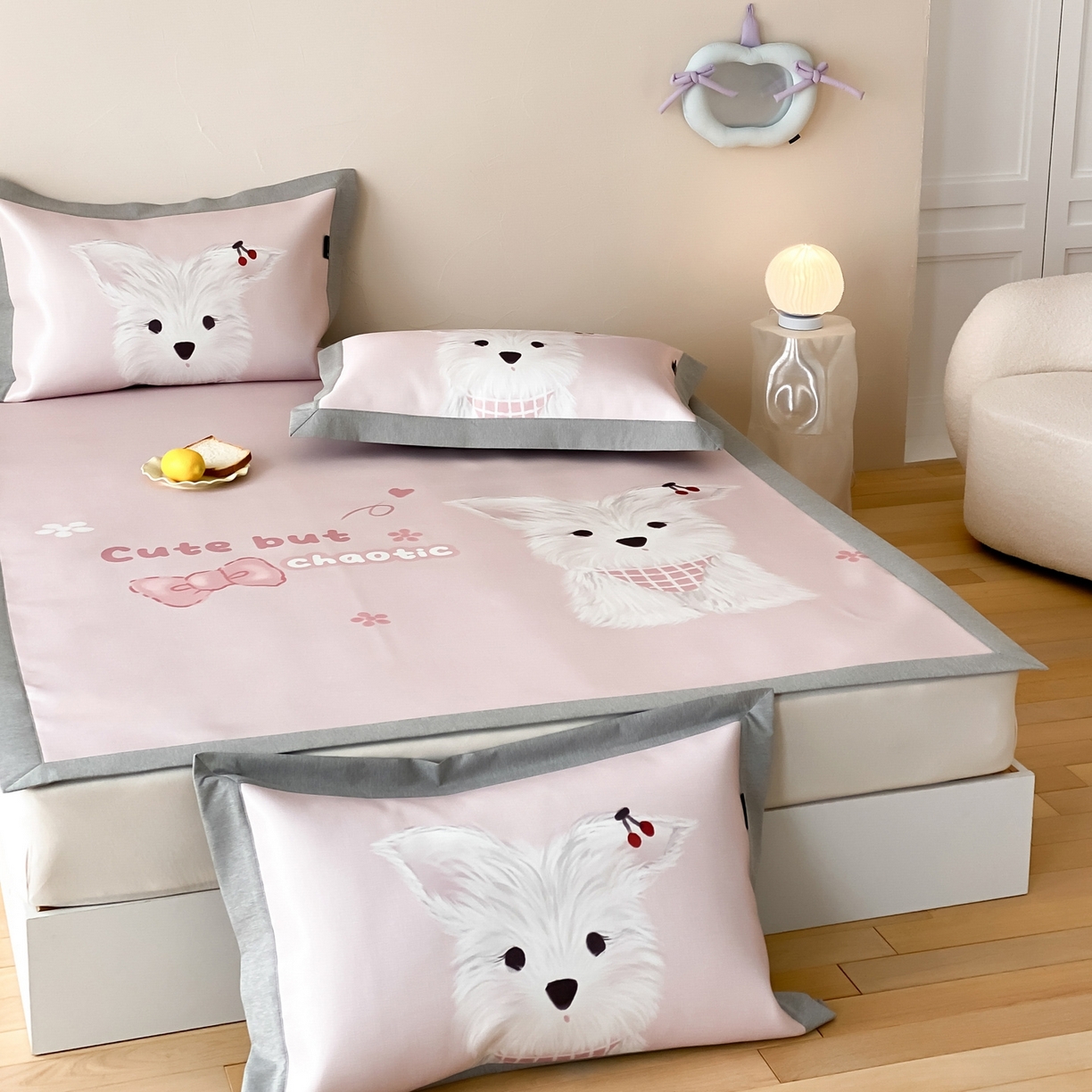 91家纺网 家纺一手货源 找家纺 三味舒屋 2026新款软萌时光系列卡通A类抗菌防螨凉感印花冰丝凉席 樱桃小白