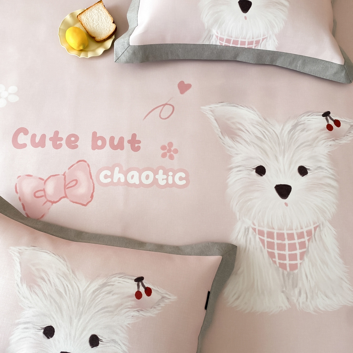 91家纺网 家纺一手货源 找家纺 三味舒屋 2026新款软萌时光系列卡通A类抗菌防螨凉感印花冰丝凉席 樱桃小白