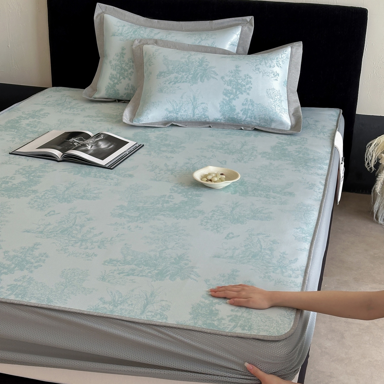 91家纺网 家纺一手货源 找家纺 （总）三味舒屋 2026新款A类抗菌防螨凉感提花冰丝凉席（床笠款）