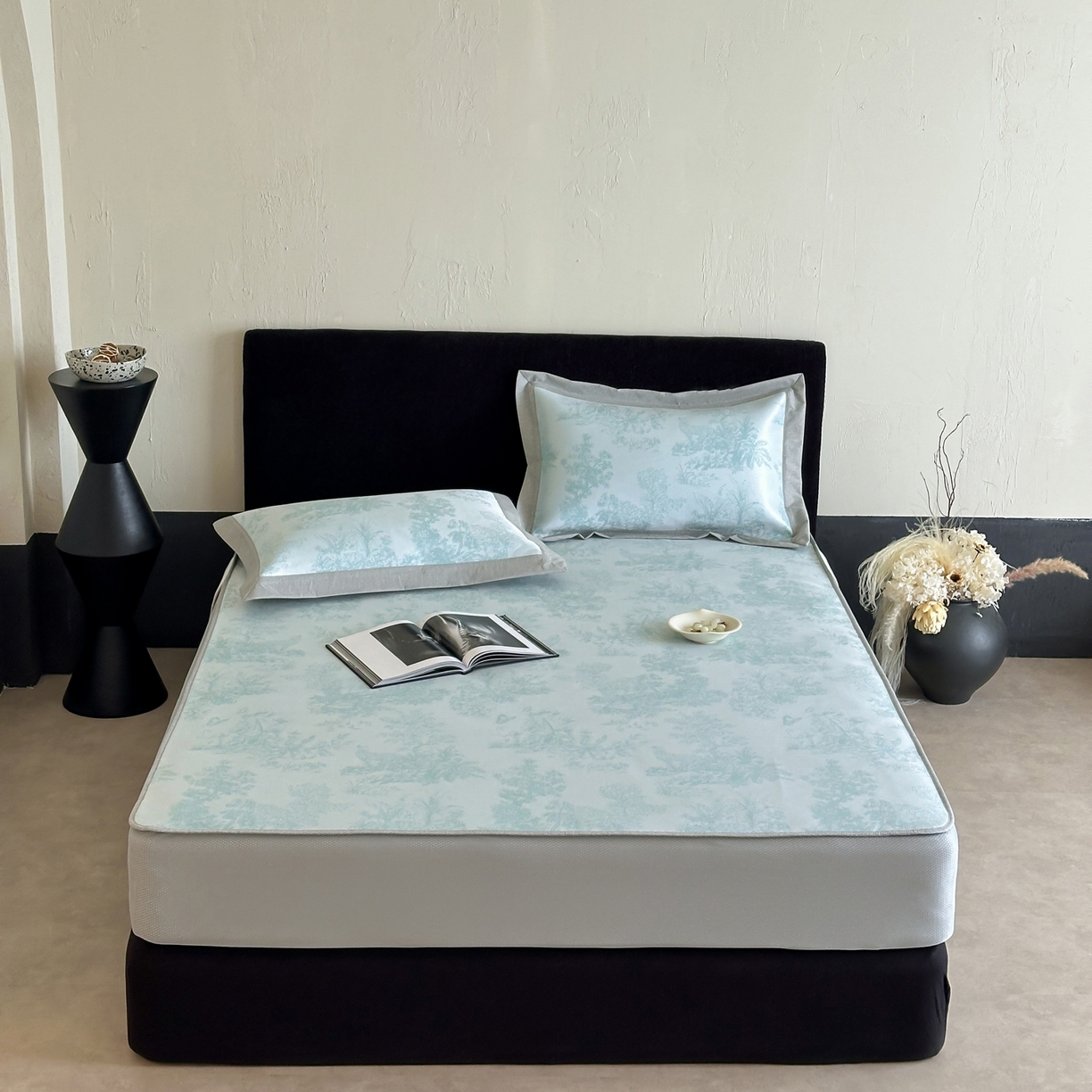 91家纺网 家纺一手货源 找家纺 三味舒屋 2026新款A类抗菌防螨凉感提花冰丝凉席（床笠款） 西雅图绿床席