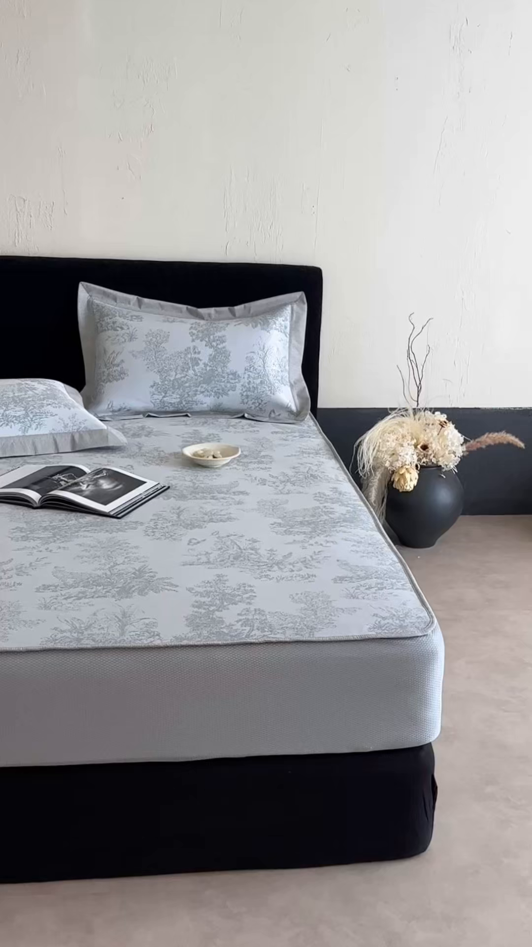 91家纺网 家纺一手货源 找家纺 （总）三味舒屋 2026新款A类抗菌防螨凉感提花冰丝凉席（床笠款）