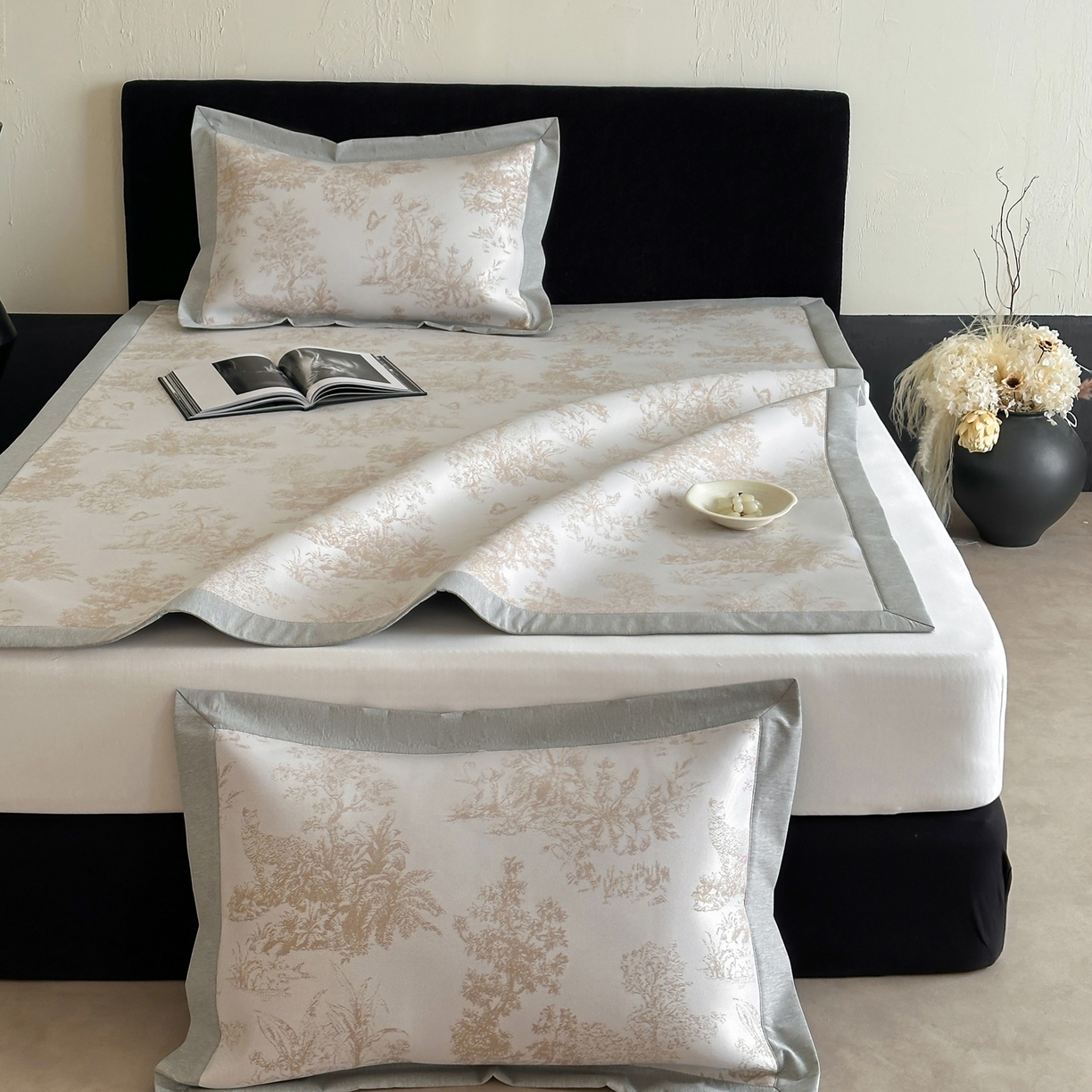 91家纺网 家纺一手货源 找家纺 三味舒屋 2026新款A类抗菌防螨凉感提花冰丝凉席 西雅图咖