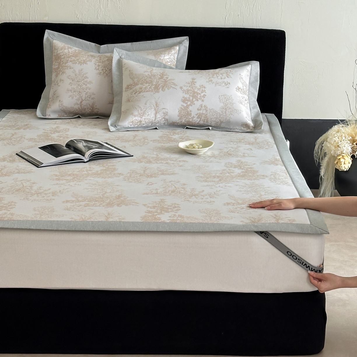 91家纺网 家纺一手货源 找家纺 三味舒屋 2026新款A类抗菌防螨凉感提花冰丝凉席 西雅图咖