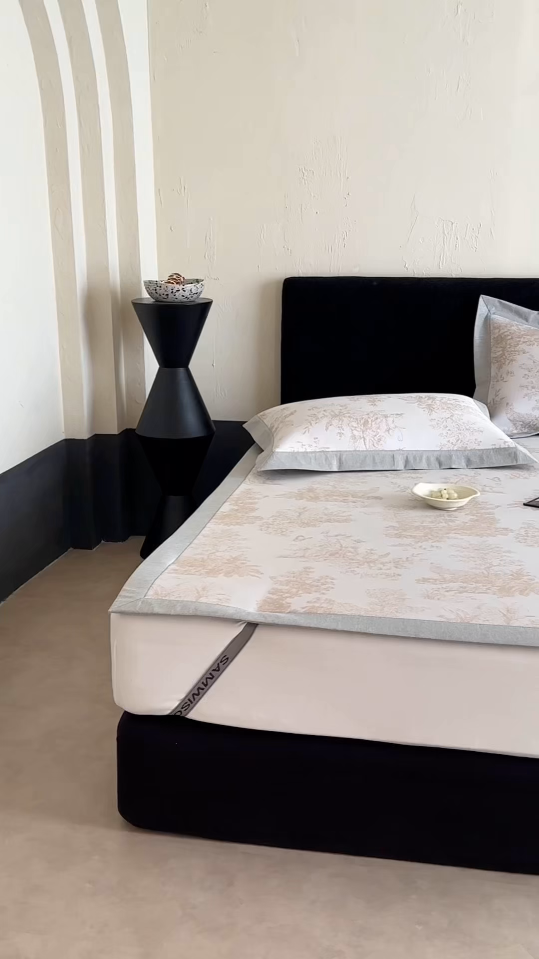 91家纺网 家纺一手货源 找家纺 三味舒屋 2026新款A类抗菌防螨凉感提花冰丝凉席 西雅图咖