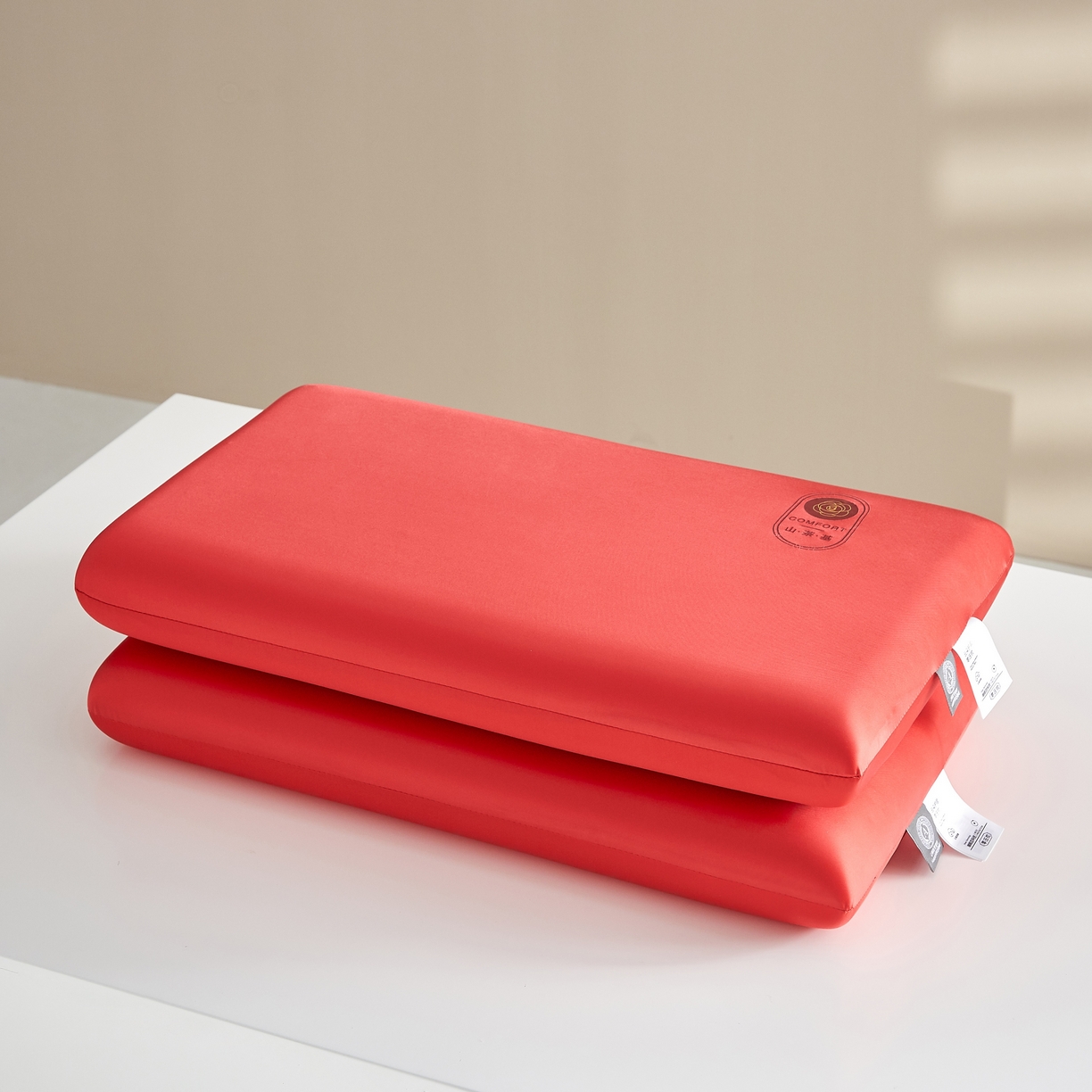 91家纺网 家纺一手货源 找家纺 织布人 2026新款记忆枕夏季凉感A类云柔水光枕零压力慢回弹记忆枕头枕芯 凉感丝A类云柔水光记忆枕-大红