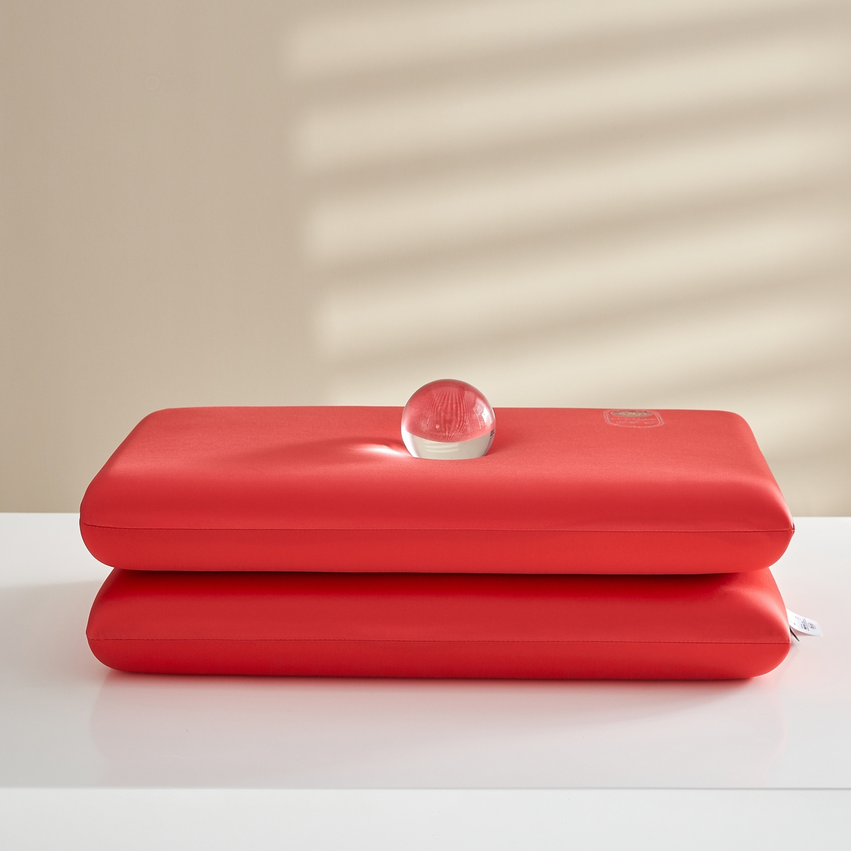 91家纺网 家纺一手货源 找家纺 织布人 2026新款记忆枕夏季凉感A类云柔水光枕零压力慢回弹记忆枕头枕芯 凉感丝A类云柔水光记忆枕-大红