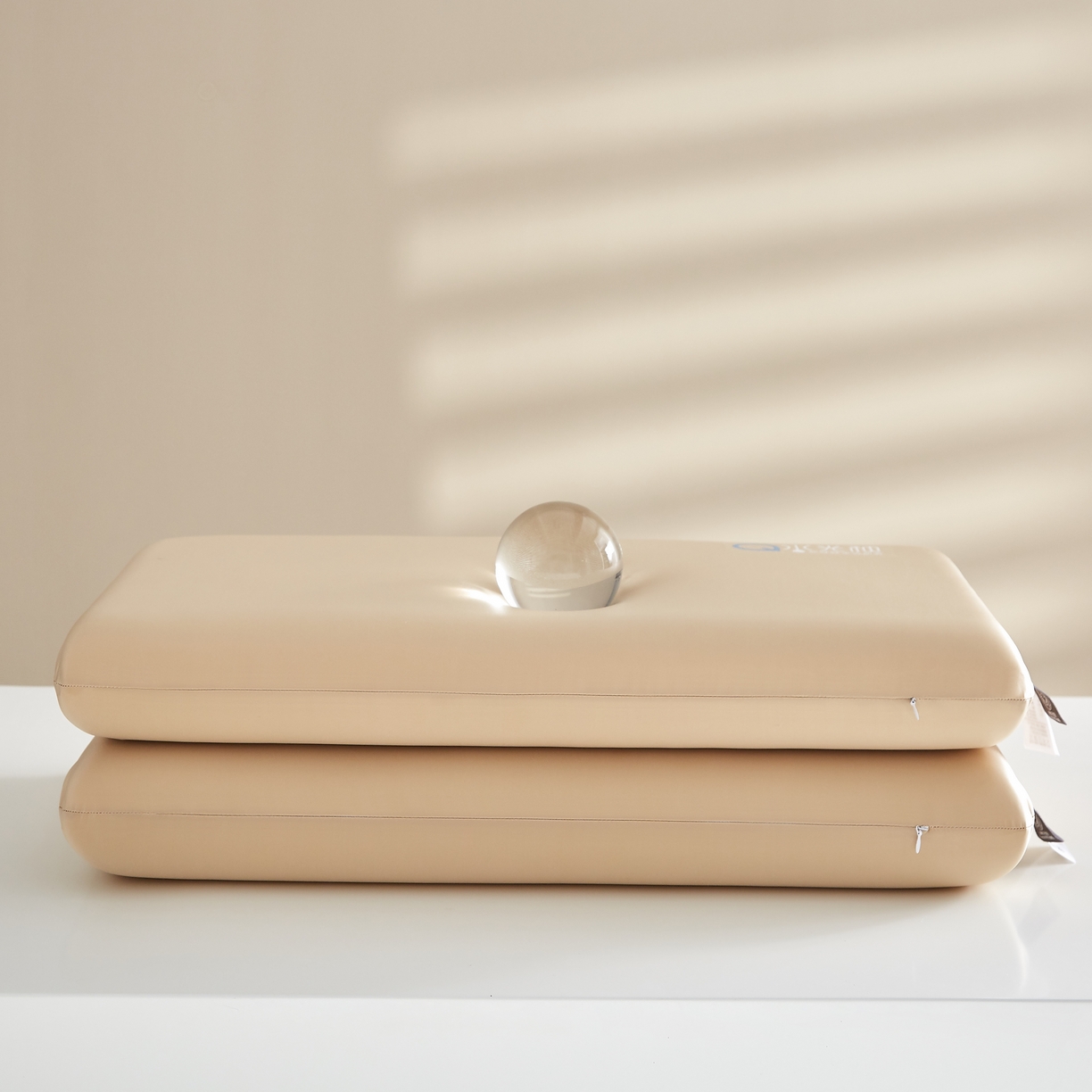 91家纺网 家纺一手货源 找家纺 织布人 2026新款记忆枕夏季凉感A类云柔水光枕零压力慢回弹记忆枕头枕芯 凉感丝A类云柔水光记忆枕-卡其