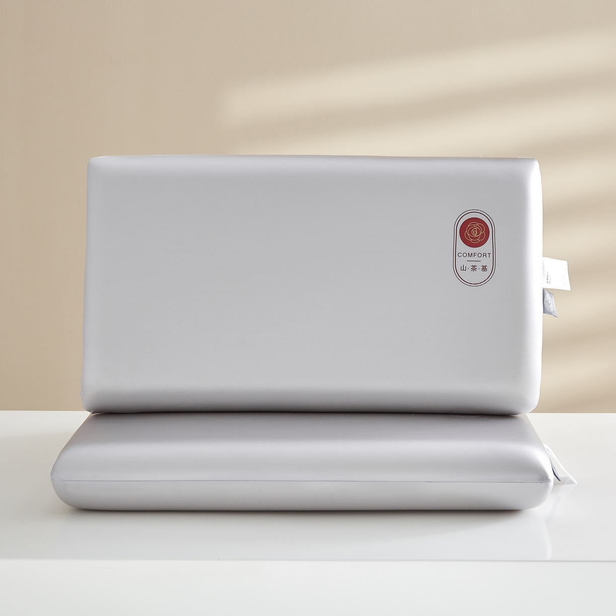 91家纺网 家纺一手货源 找家纺 织布人 2026新款记忆枕夏季凉感A类云柔水光枕零压力慢回弹记忆枕头枕芯 凉感丝A类云柔水光记忆枕-银灰