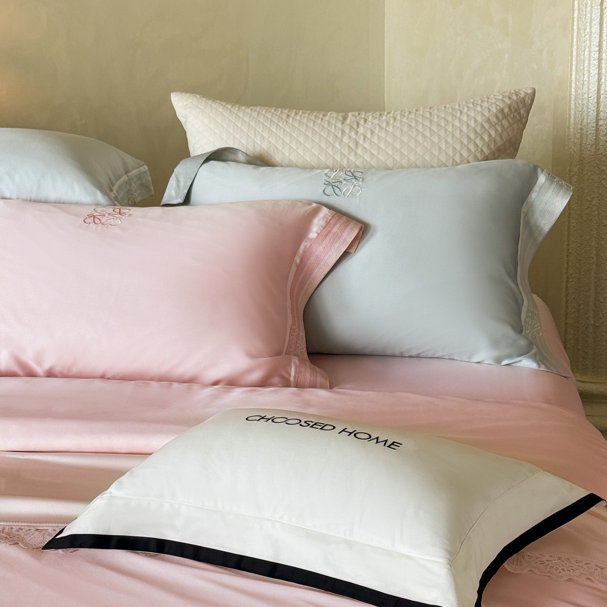 91家纺网 家纺一手货源 找家纺 初拾 2026新款60支奥地利进口兰精天丝四件套—春夏调色师 春夏调色师—泡泡粉