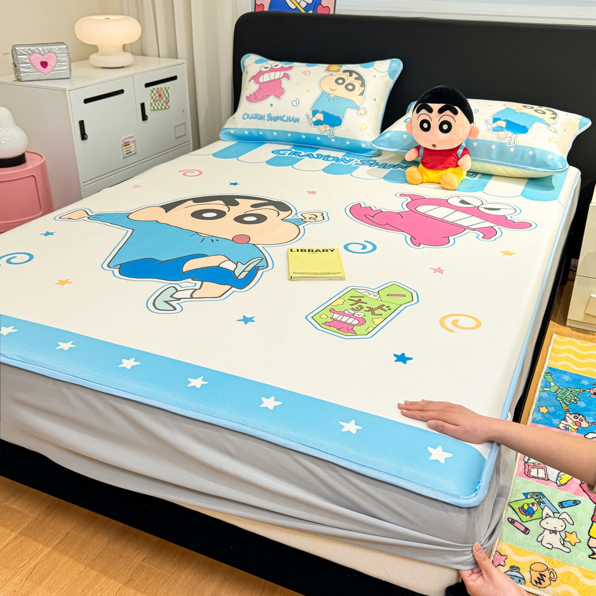 91家纺网 家纺一手货源 找家纺 （总）博雅 2026蜡笔小新正版授权小冰皮大版印花凉席床笠款