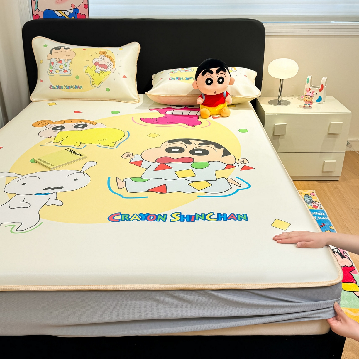 91家纺网 家纺一手货源 找家纺 博雅 2026蜡笔小新正版授权小冰皮大版印花凉席床笠款 大版-童趣小新