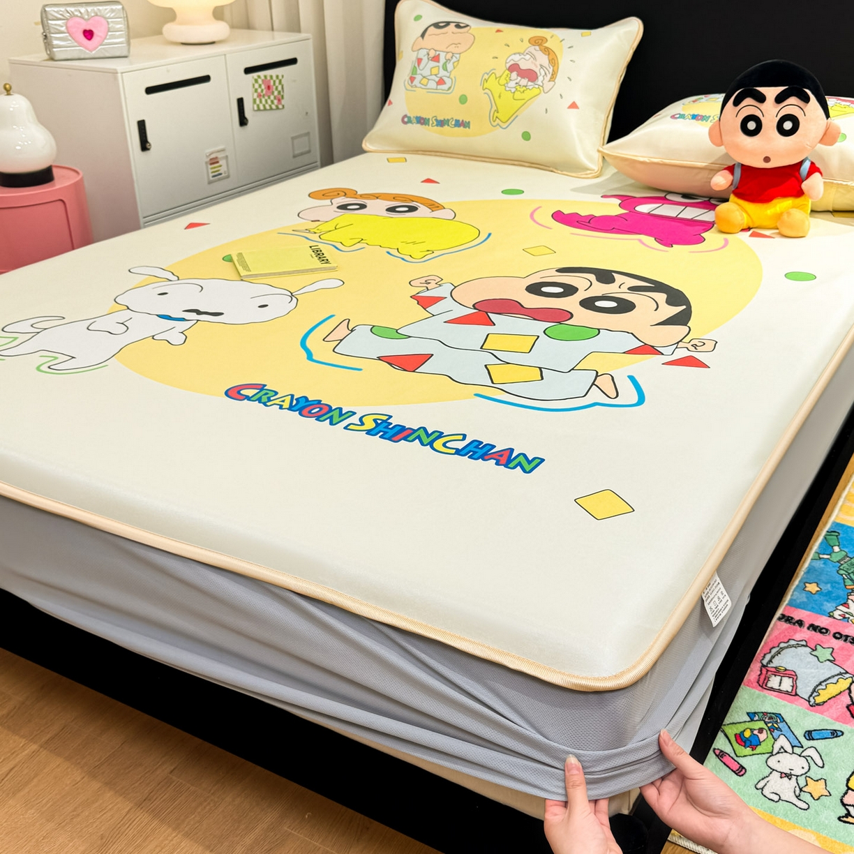 91家纺网 家纺一手货源 找家纺 博雅 2026蜡笔小新正版授权小冰皮大版印花凉席床笠款 大版-童趣小新