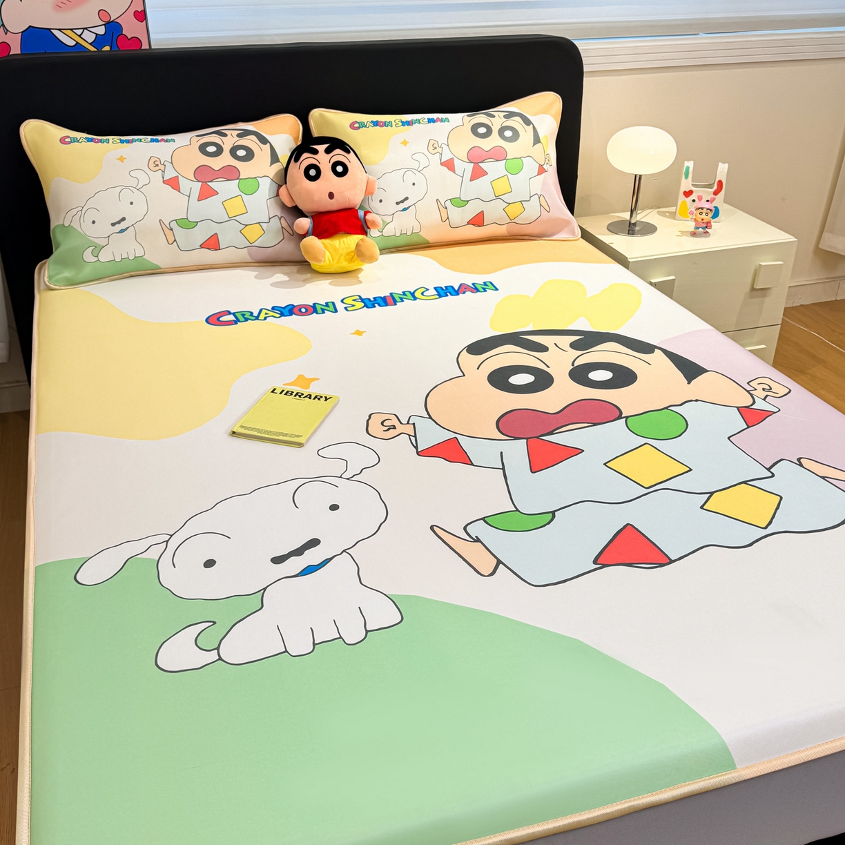 91家纺网 家纺一手货源 找家纺 博雅 2026蜡笔小新正版授权小冰皮大版印花凉席床笠款 大版-睡衣小新