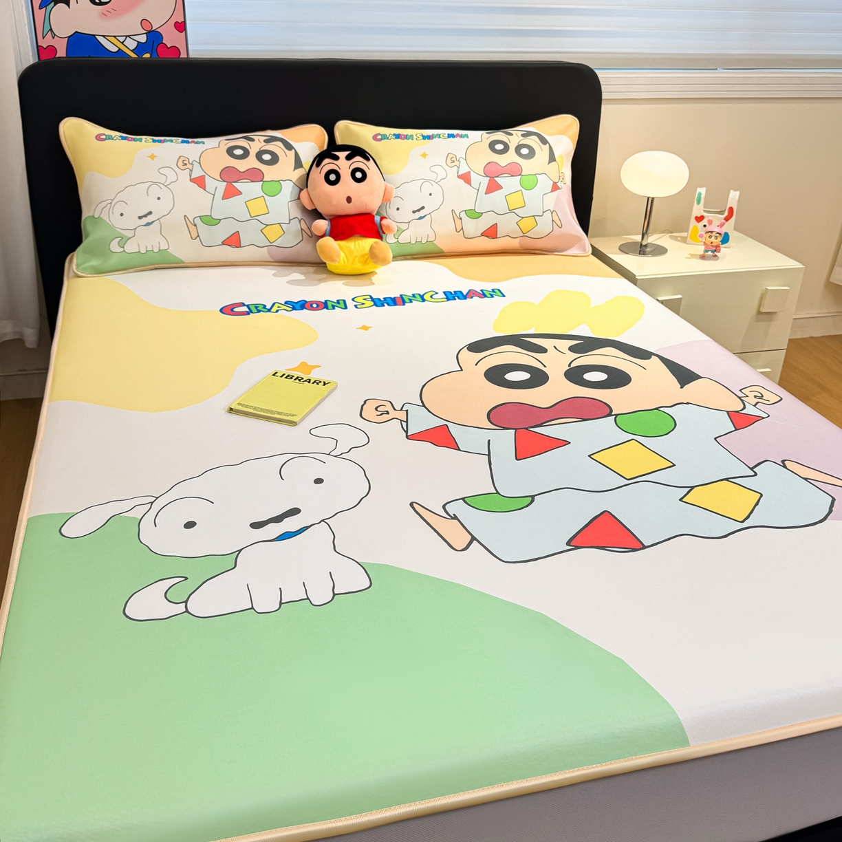 91家纺网 家纺一手货源 找家纺 博雅 2026蜡笔小新正版授权小冰皮大版印花凉席床笠款 大版-睡衣小新