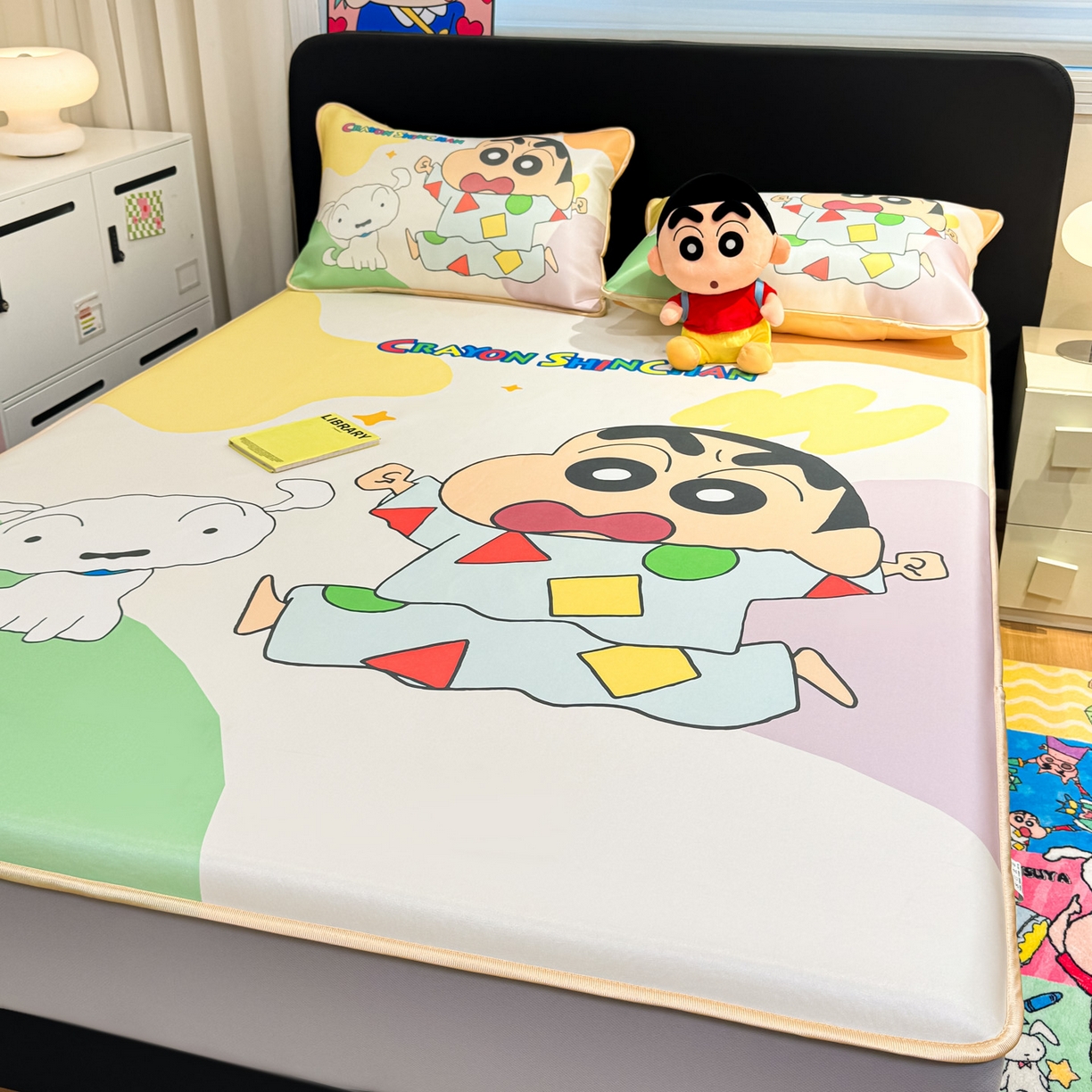 91家纺网 家纺一手货源 找家纺 博雅 2026蜡笔小新正版授权小冰皮大版印花凉席床笠款 大版-睡衣小新