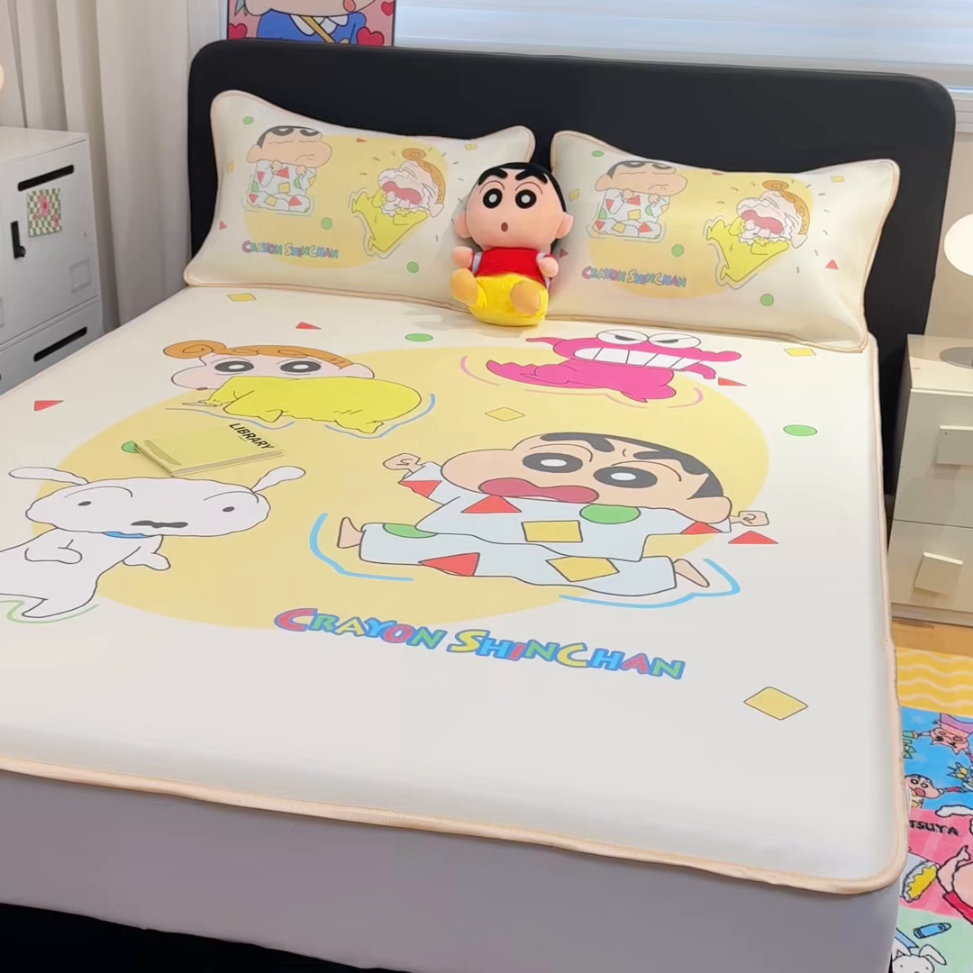 91家纺网 家纺一手货源 找家纺 博雅 2026蜡笔小新正版授权小冰皮大版印花凉席床笠款 大版-童趣小新