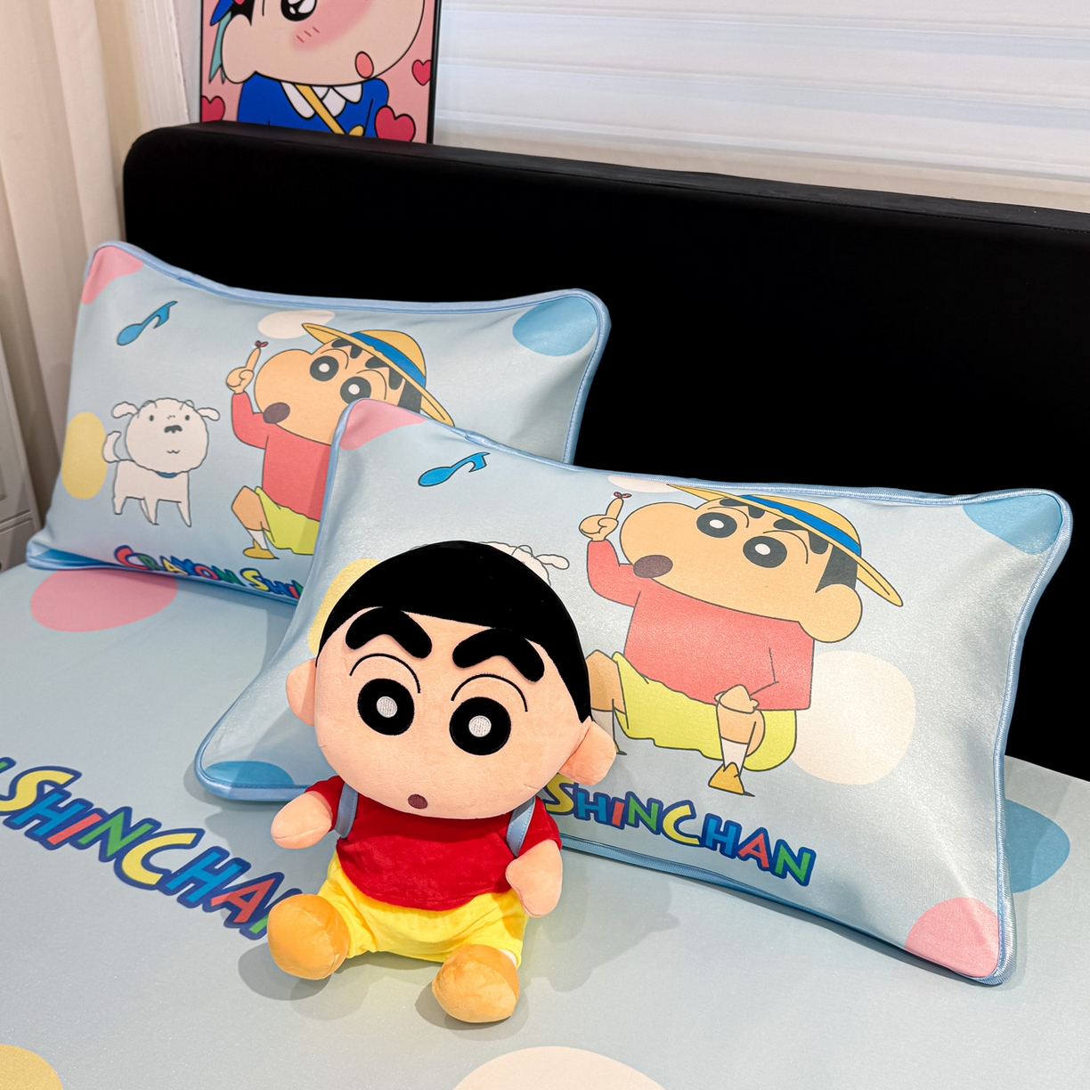 91家纺网 家纺一手货源 找家纺 博雅 2026蜡笔小新正版授权小冰皮大版印花凉席床笠款 大版-蓝色小新