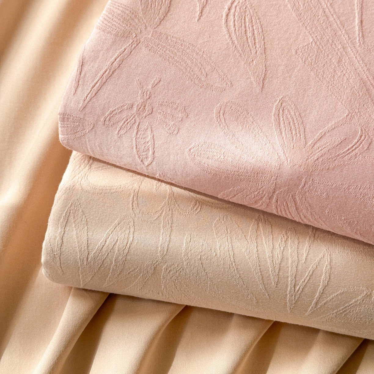 91家纺网 家纺一手货源 找家纺 眠博士 2026新款60水洗立体提花枕套场景二 组合图