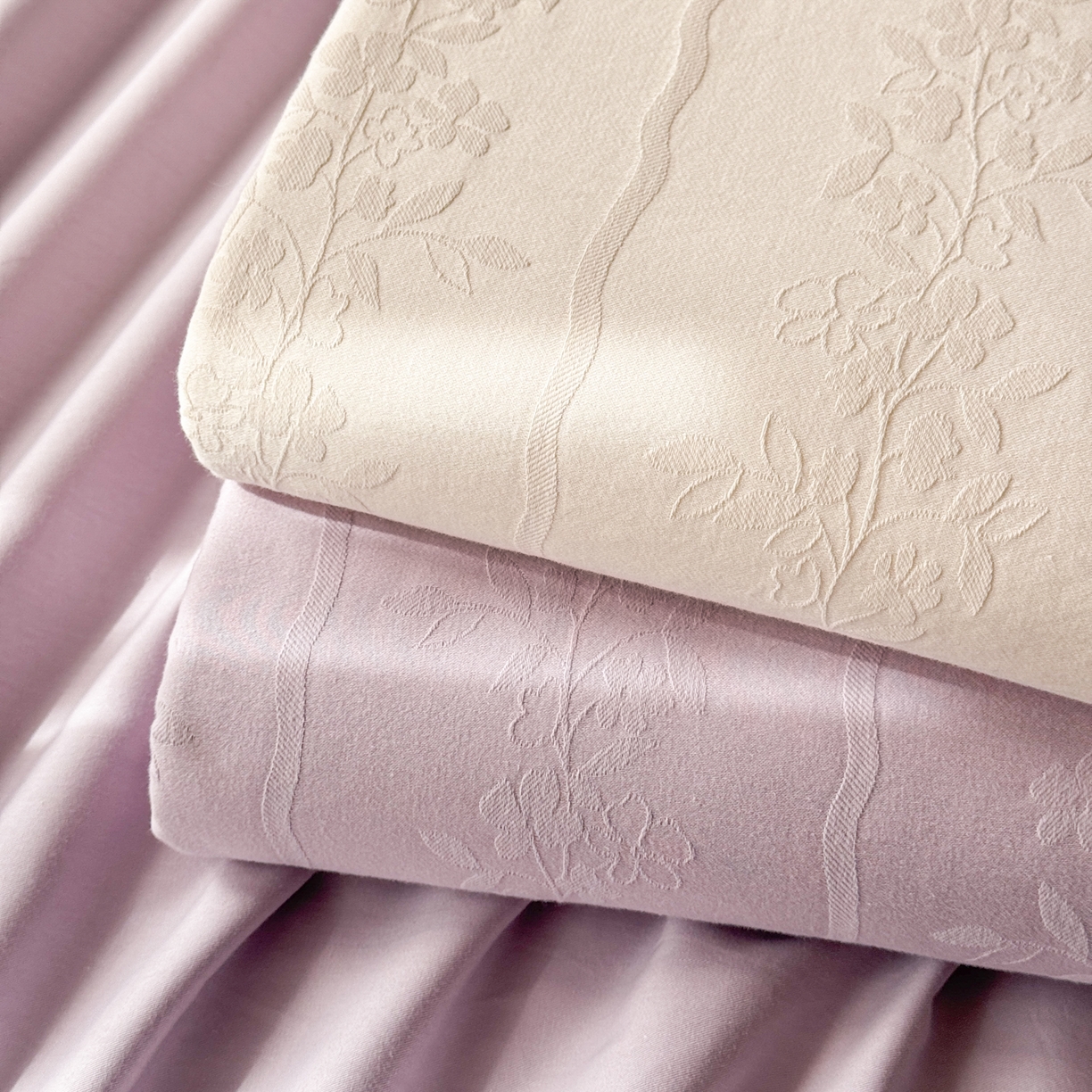 91家纺网 家纺一手货源 找家纺 眠博士 2026新款60水洗立体提花枕套场景二 组合图