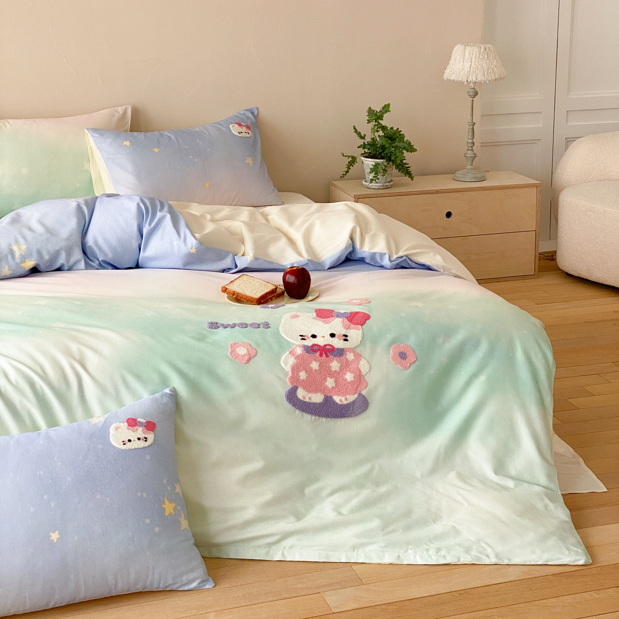 91家纺网 家纺一手货源 找家纺 眠博士 2026新款50支长绒棉毛巾绣四件套 50支长绒棉套件-星点猫咪