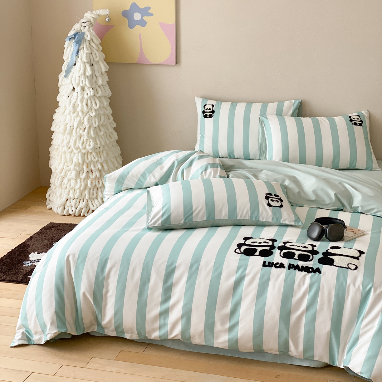 91家纺网 家纺一手货源 找家纺 眠博士 2026新款50支长绒棉毛巾绣四件套 50支长绒棉套件-幸运熊宝