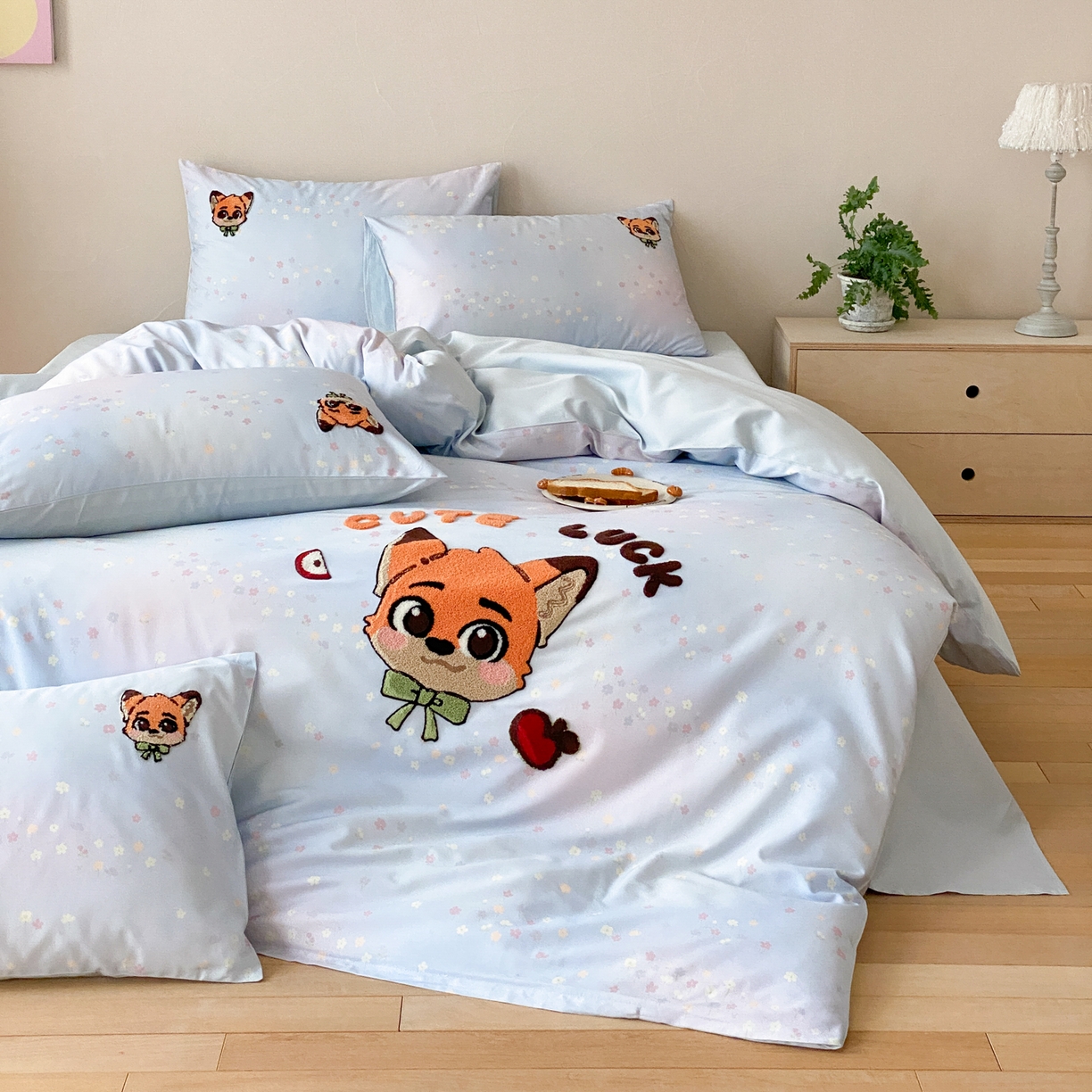 91家纺网 家纺一手货源 找家纺 眠博士 2026新款50支长绒棉毛巾绣四件套 50支长绒棉套件-青橙狐宝